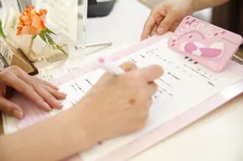 Step2　来院・受付で問診票のご記入